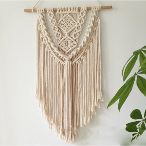 MACRAMÉ ZÁVĚSNÁ DEKORACE