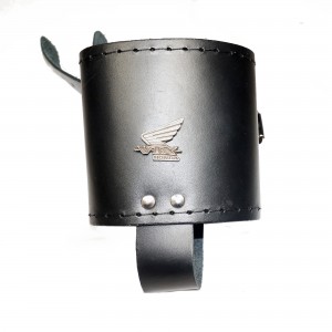 KOŽENÝ DRŽÁK NÁPOJE Honda VTX